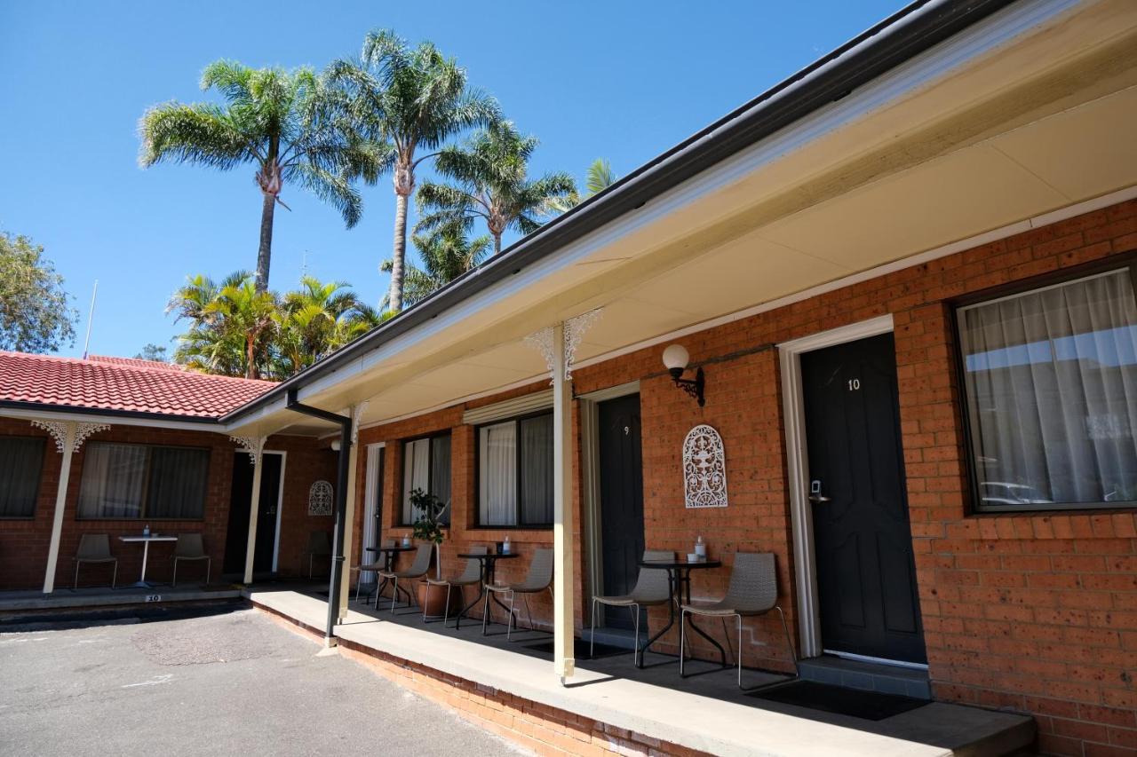 Sapphire Palms Motel Entrance Extérieur photo